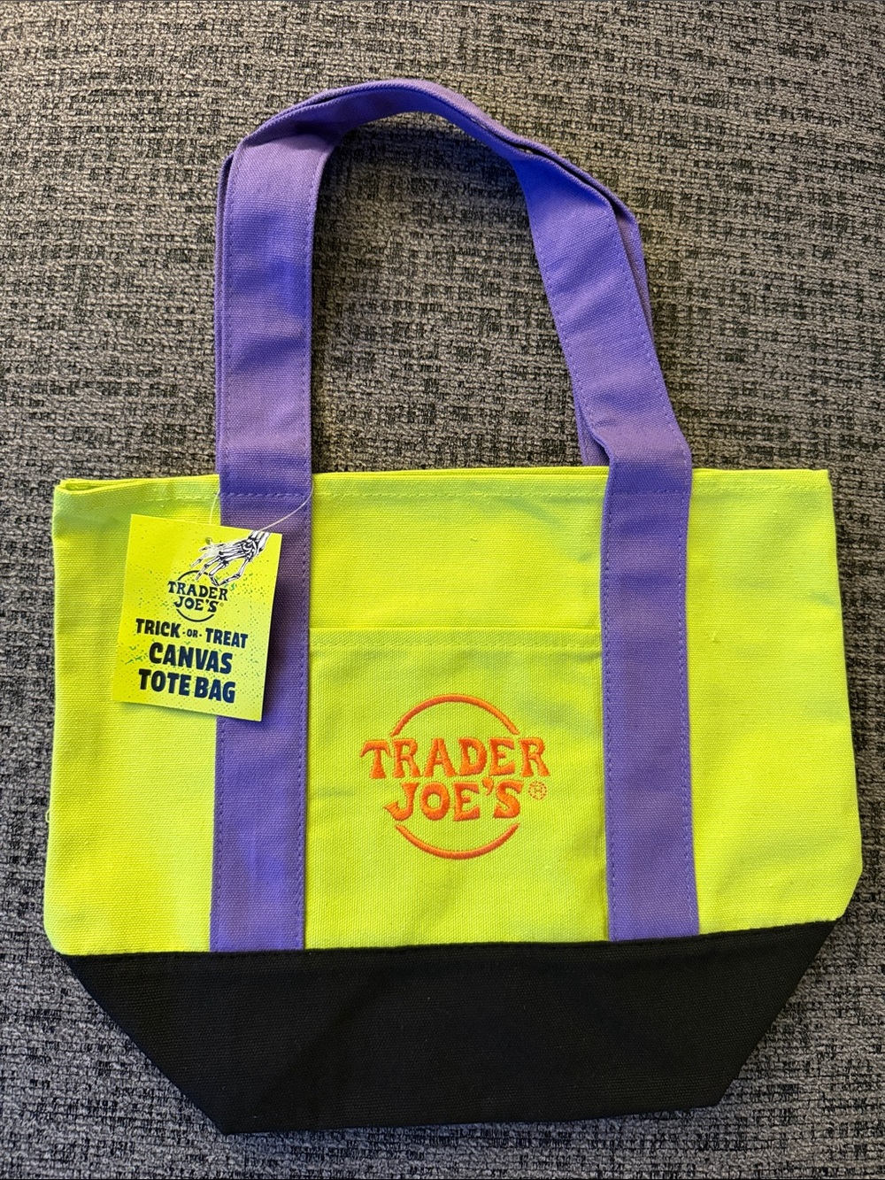 NWT Trader Joe’s 2026 Halloween Trick or Treat Canvas Tote Bag, Lime/Purple